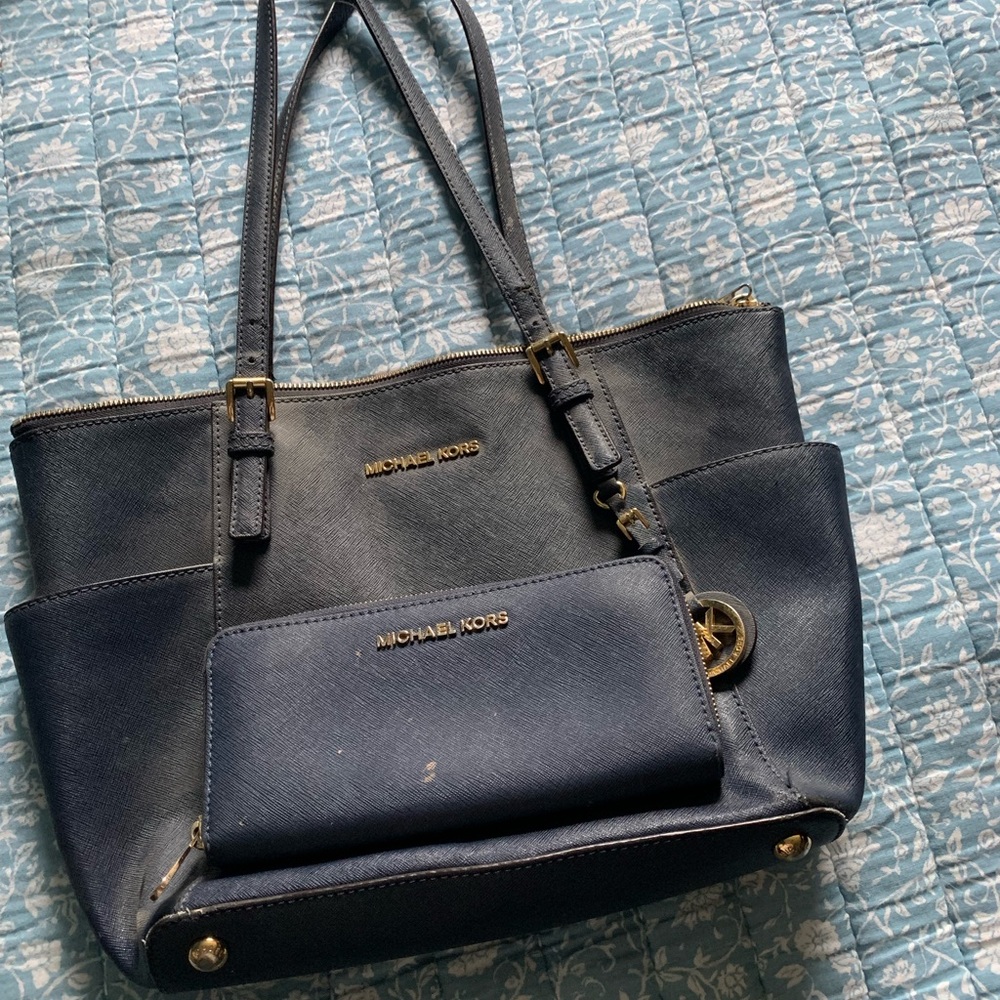 Dark blue Michael Kors shoulder bag and wallet
